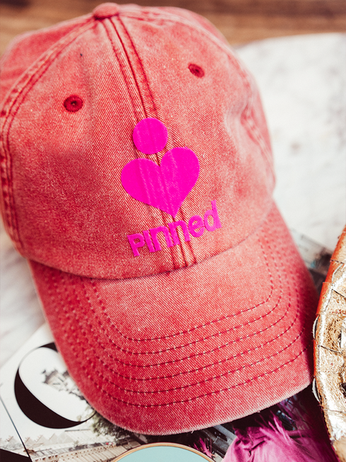 Cap PiNNED Neon Pink Velvet