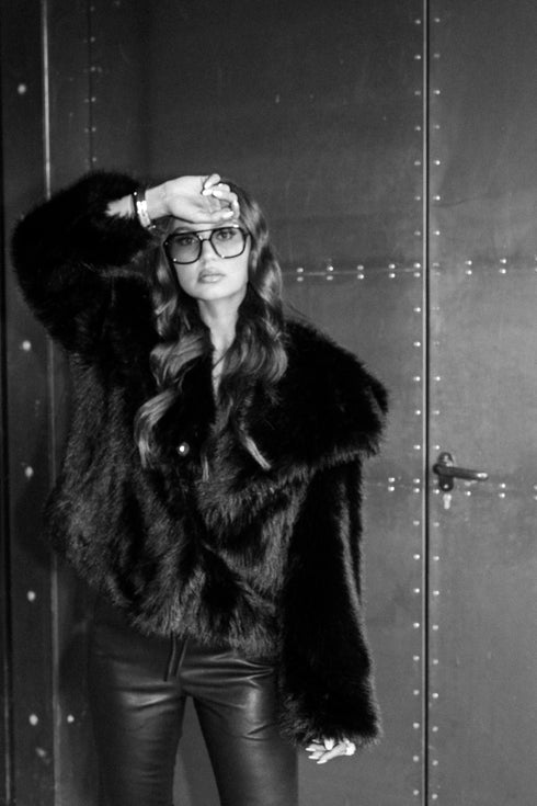 Fake Fur Jack Black | NOTE: Levertijd 5-7 werkdagen