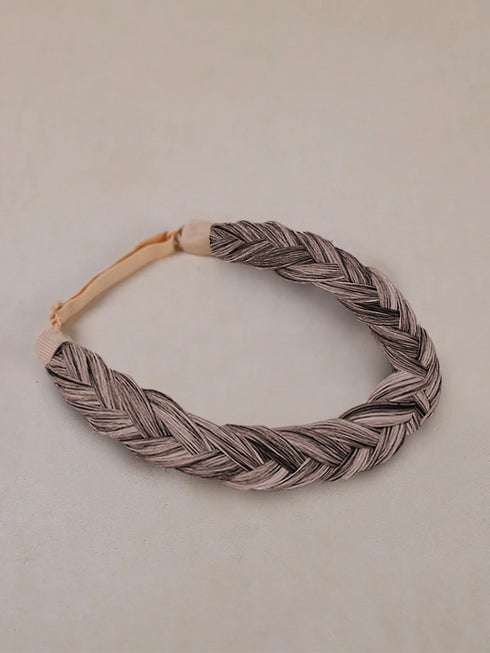 Geflochtener Haarzopf - Gemischtes Braun