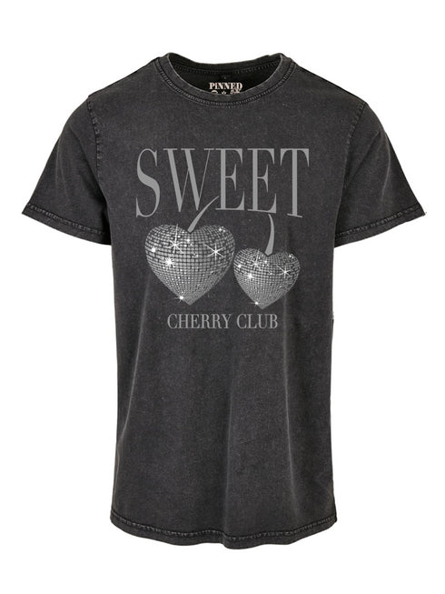 Curve T-Shirt Sweet Cherry Club